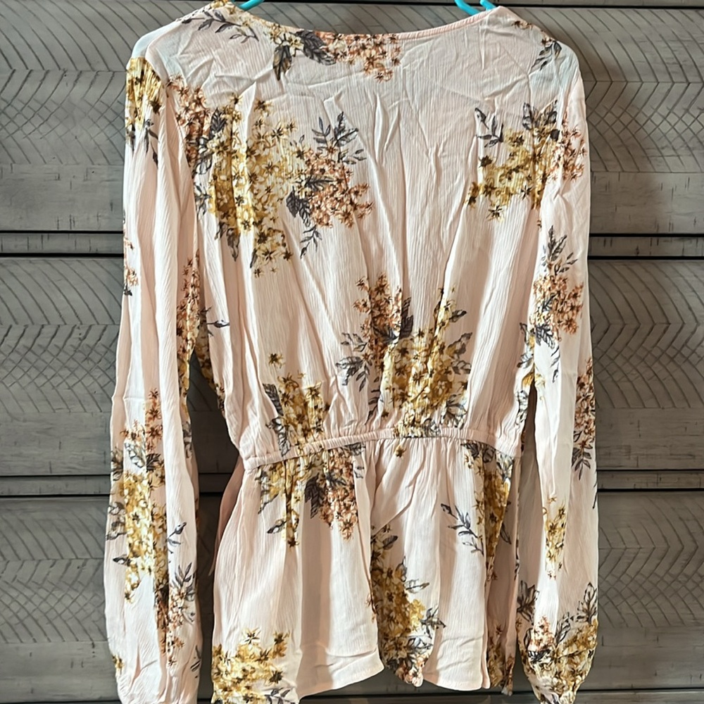 Faux wrap peasant top - Picture 5 of 5